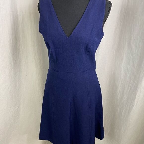 #162 VINCE CAMUTO Navy Ribbed Sleeveless Mini Dress - Picture 6 of 7